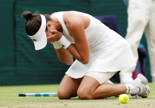 关于穆古鲁扎遭遇二十连败,西班牙队教练面临压力!的信息 关于穆古鲁扎遭遇二十连败,西班牙队教练面临压力!的信息